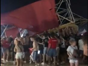 Ισπανία: Κατέρρευσε μέρος της σκηνής – Ένας νεκρός και δεκάδες τραυματίες