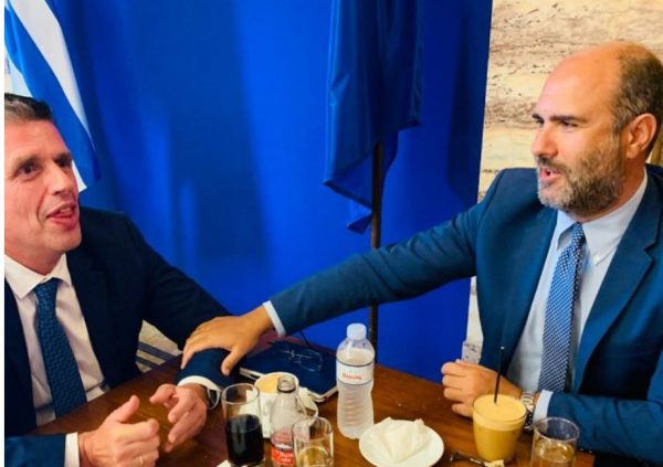 Το «πηγαδάκι» με Καιρίδη, Καραμανλή και Μαρκόπουλο [φωτό]