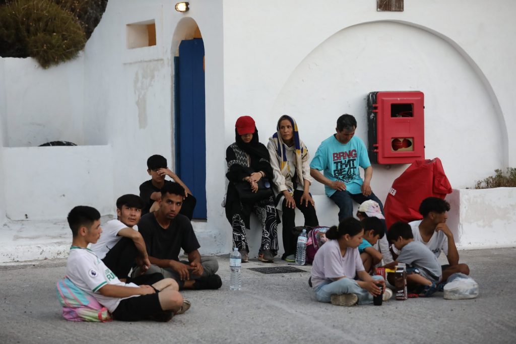 Κύθηρα: Στους 71 ανέρχεται ο αριθμός των προσφύγων στο τρίτο σκάφος – Ανάμεσά τους 12 παιδιά