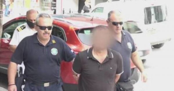 Κόρινθος: Την ανέβαζε στη μηχανή χωρίς κράνος… λέει ο Καλλιακμάνης για τον πατέρα της 6χρονης Αμέλιας