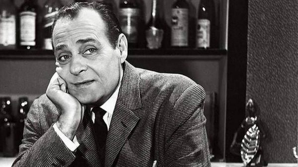 «Ο Λάμπρος Κωνσταντάρας στην κανονική ζωή δεν ήταν αυτό που βλέπουμε στις ταινίες»