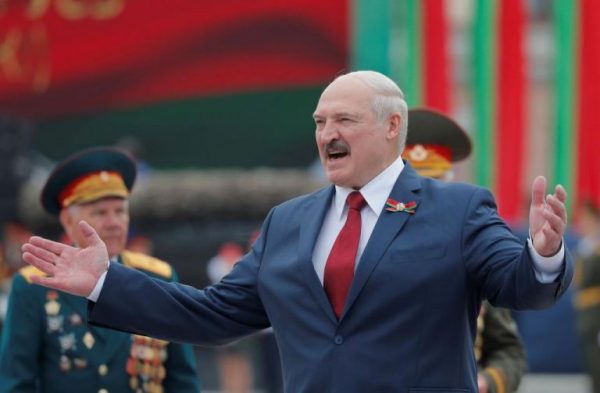 Λευκορωσία: Ο Λουκασένκο δήλωσε ότι στρατιωτικά αεροσκάφη έχουν τροποποιηθεί για να μεταφέρουν πυρηνικά όπλα