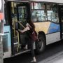 Ανήλικοι προκάλεσαν φθορές σε λεωφορείο – Οκτώ συλλήψεις