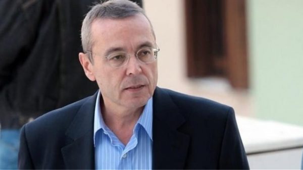 Αιμίλιος Λιάτσος: Γενέθλια αγκαλιά με τα εγγόνια του