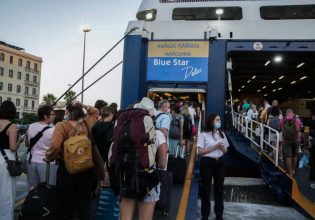 Λιμάνι Πειραιά: Επική απάντηση από ομογενή – «Ούτε ξέρω πως διάλεξα την Πάρο για διακοπές, κατά λάθος»