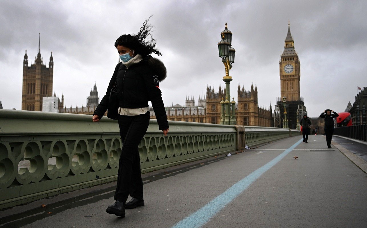 Βρετανία: Φόβοι για χειμώνα ακόμη και με θανάτους από κρύο - Τι λέει ο επικεφαλής του Συστήματος Υγείας