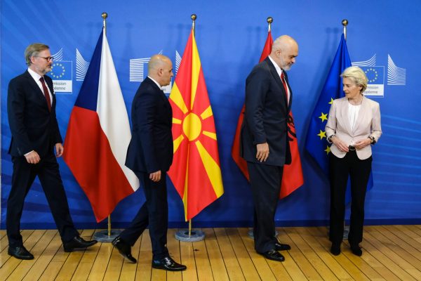 Βόρεια Μακεδονία: Οι απαιτήσεις της Βουλγαρίας για τροποποίηση του συντάγματος απειλούν το μέλλον της ΕΕ