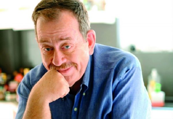 Ο Ηλίας Μαμαλάκης έφαγε πόρτα από γνωστό εστιατόριο στην Κηφισιά – Η οργισμένη του ανάρτηση