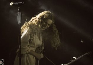 «Ανατολία», μια μουσικοθεατρική παράσταση με τους Mανώλη Μητσιά και Βιολέτα ‘Ικαρη