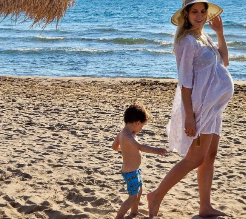 Μαντώ Γαστεράτου: Σε πελάγη ευτυχίας για τη γέννηση του δεύτερου παιδιού της