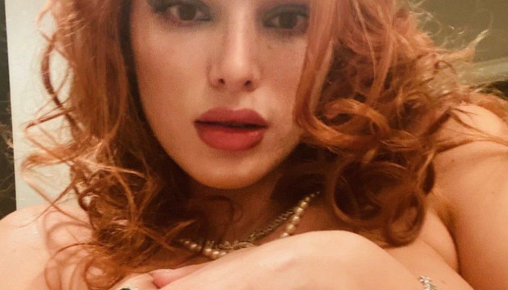 Χαμός με την Μπέλα Θορν: Μας σερβίρει… την πίσω όψη της στο πιάτο – Καυτά στιγμιότυπα