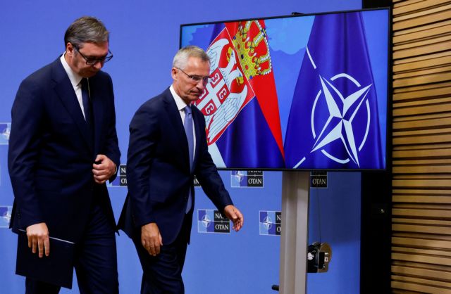 Στολτενμπεργκ: Το ΝΑΤΟ έτοιμο να παρέμβει αν απειληθεί η σταθερότητα σε Σερβία και Κόσοβο