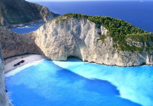 DW: Greece is very pricey for Greek tourists