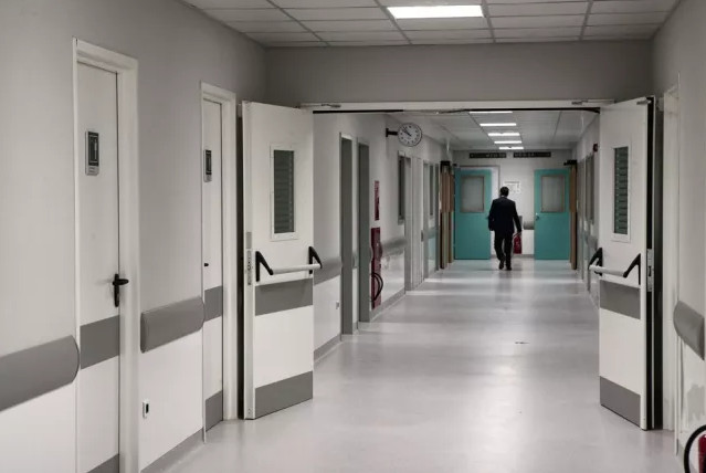 Πάτρα: Αποσωληνώθηκε ο επιχειρηματίας που υπέστη ανακοπή σε γλέντι – Πώς σώθηκε