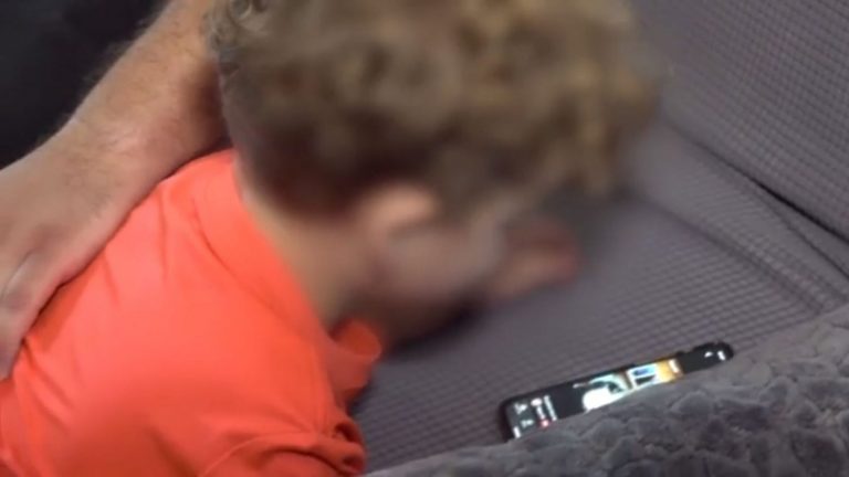 Θεσσαλονίκη: «Του άρεσε η περιπέτεια» λέει ο πατέρας του παιδιού που κατάπιε λουράκι από ρολόι