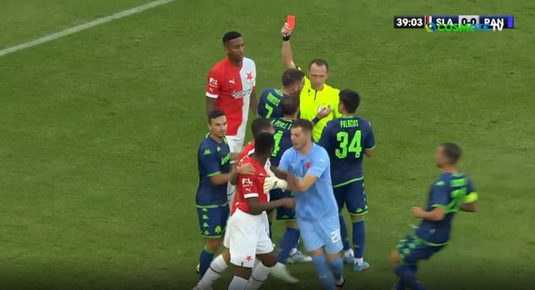 Παναθηναϊκός: Αποβολή ανέκδοτο στον Παλάσιος – Με δέκα από το 40′ οι «πράσινοι» στην Πράγα [vid]