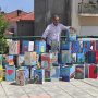Χαλκιδική: Ελαιοχρωματιστής μεταμόρφωσε το χωριό του με δεκάδες έργα τέχνης σε τενεκέδες και γλάστρες