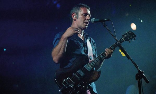 Ο Παύλος Παυλίδης με τους Hotel Alaska στην Κρήτη