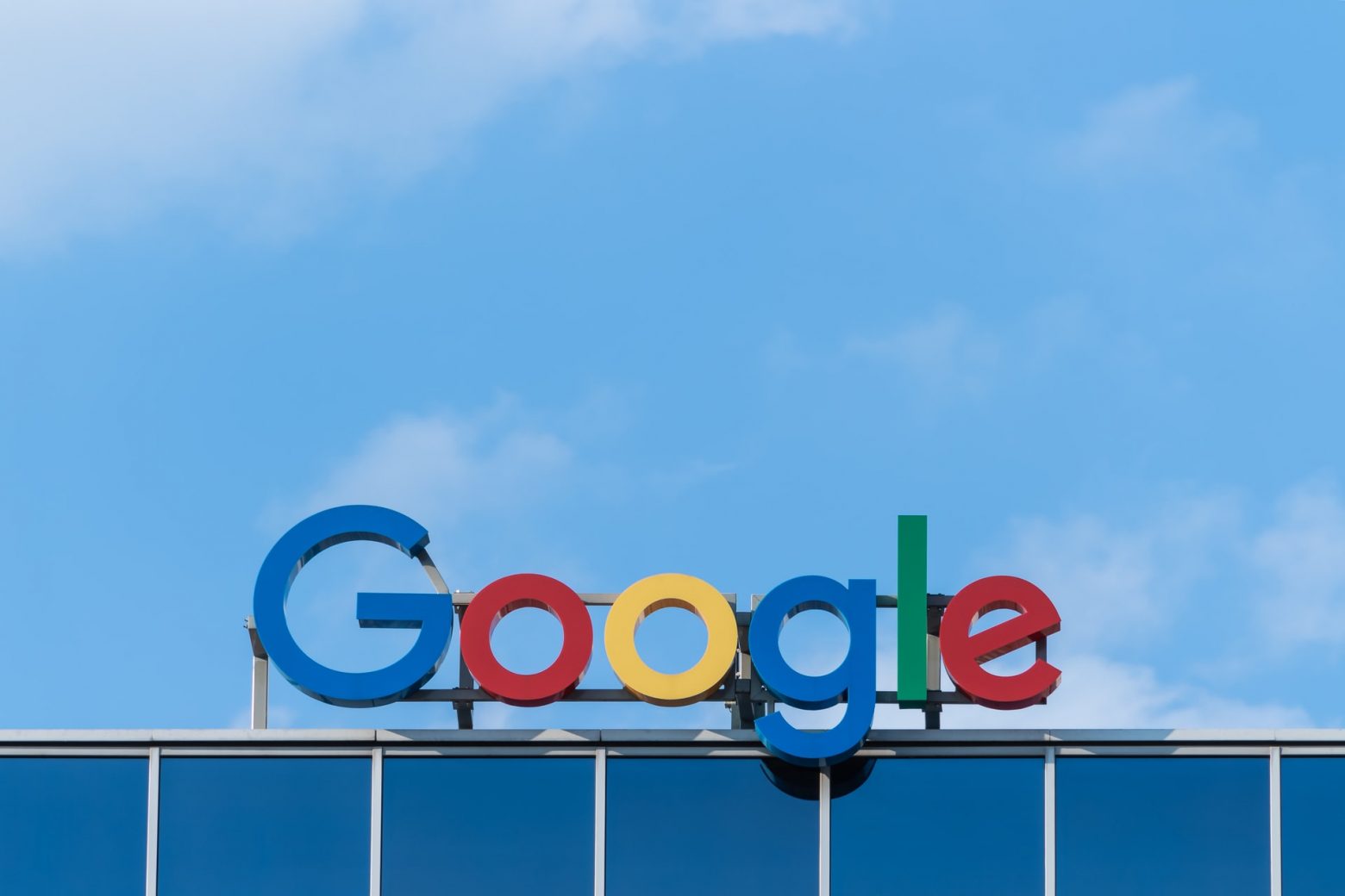 Η αληθινή ιστορία πίσω από το ξεκαρδιστικό πρώτο όνομα της Google: Ευτυχώς το απέρριψαν
