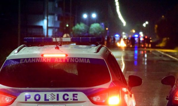 Θεσσαλονίκη: Τραυματίστηκε αστυνομικός σε καταδίωξη-θρίλερ – Ζημιές στο περιπολικό