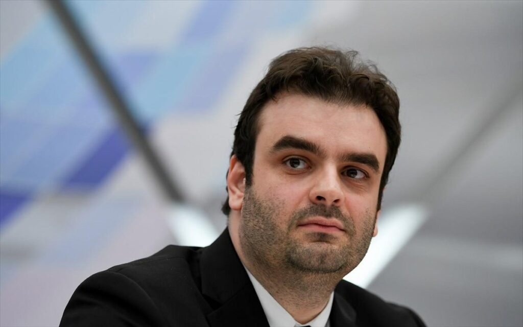 Η συναίνεση του Πιερρακάκη