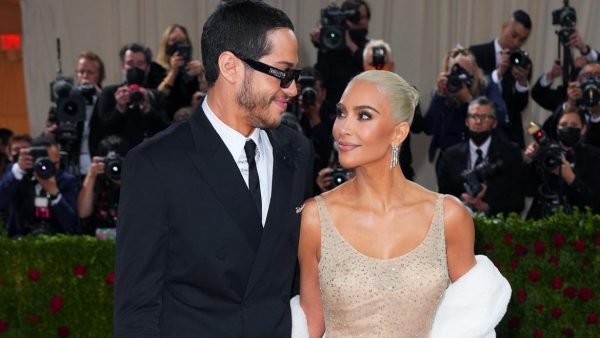 Κιμ Καρντάσιαν: Ράκος ο Πιτ Ντέιβιντσον μετά τον χωρισμό τους –  Την παρακαλάει να τον δεχτεί πίσω