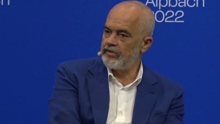 Ράμα: Χωρίς τον Ερντογάν δεν θα είχαμε εμβόλια – Κίνα, Ρωσία και Τουρκία σώζουν ζωές