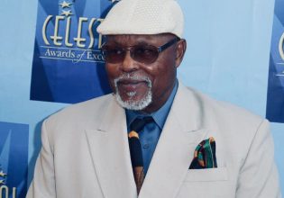 Θρήνος στο Χόλυγουντ: Νεκρός ηθοποιός θρυλικής σειρά μετά από τροχαίο