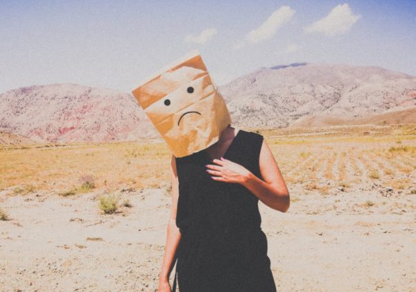 Ψυχολόγος: Γιατί αρκετά άτομα νιώθουν μελαγχολία το καλοκαίρι