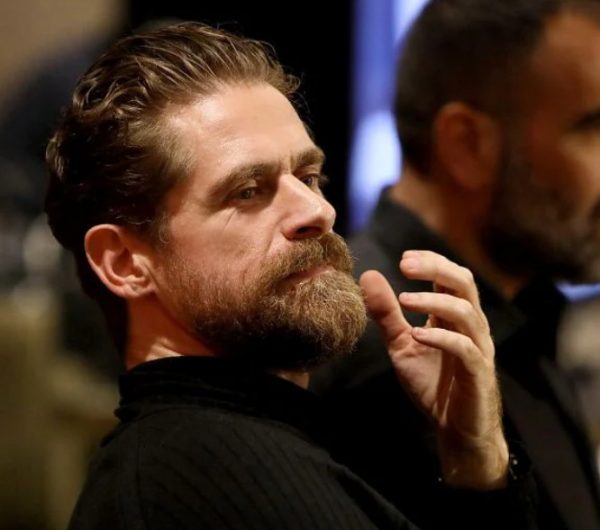 Δημήτρης Λάλος: Δημοσίευσε φωτογραφία από τα γυρίσματα του β’ κύκλου του Σασμού