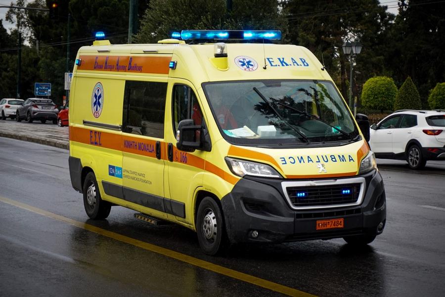 Άλιμος: Έκρηξη σε συνεργείο σκαφών – Τρεις τραυματίες, μεταφέρθηκαν στο νοσοκομείο
