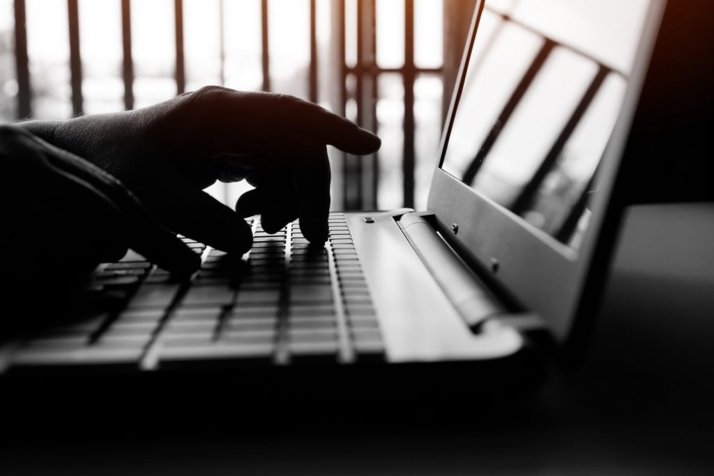 Γενιά Ζ: Πόσο χρόνο ξοδεύει στα μέσα κοινωνικής δικτύωσης