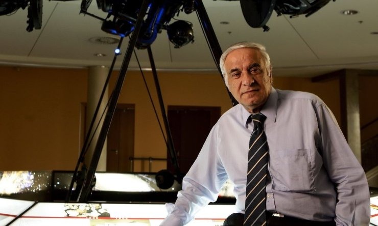 Διονύσης Σιμόπουλος: Υπέρμαχος της εκλαΐκευσης της επιστήμης – Τι έλεγε σε συνέντευξή του