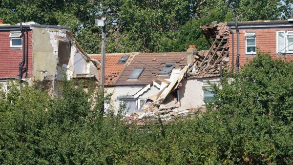Βρετανία: Έκρηξη στο νότιο Λονδίνο – Κατέρρευσε μια κατοικία, νεκρό ένα παιδί