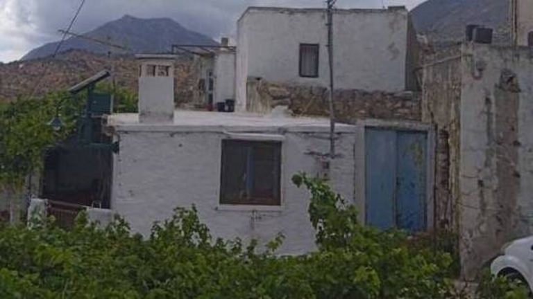 Ρέθυμνο: Πήγε να πιει νερό και «άνοιξε η γη και την κατάπιε»