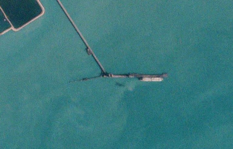 WSJ: Κυρώσεις σε παγκόσμιο δίκτυο που πιστεύουν ότι μεταφέρει ιρανικό πετρέλαιο μελετούν οι ΗΠΑ