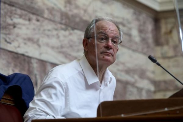 Υποκλοπές: Την Παρασκευή η προ ημερησίας συζήτηση – Τη Δευτέρα αποφασίζει η Βουλή για την εξεταστική