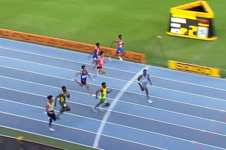 Το νέο φαινόμενο των 100 μέτρων: Έκανε παγκόσμιο ρεκόρ… περπατώντας στα τελευταία μέτρα