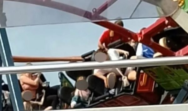 Βρετανία: Βλάβη σε τρενάκι λούνα παρκ – 19 άτομα κρέμονταν για 90 λεπτά σε ύψος έξι μέτρων