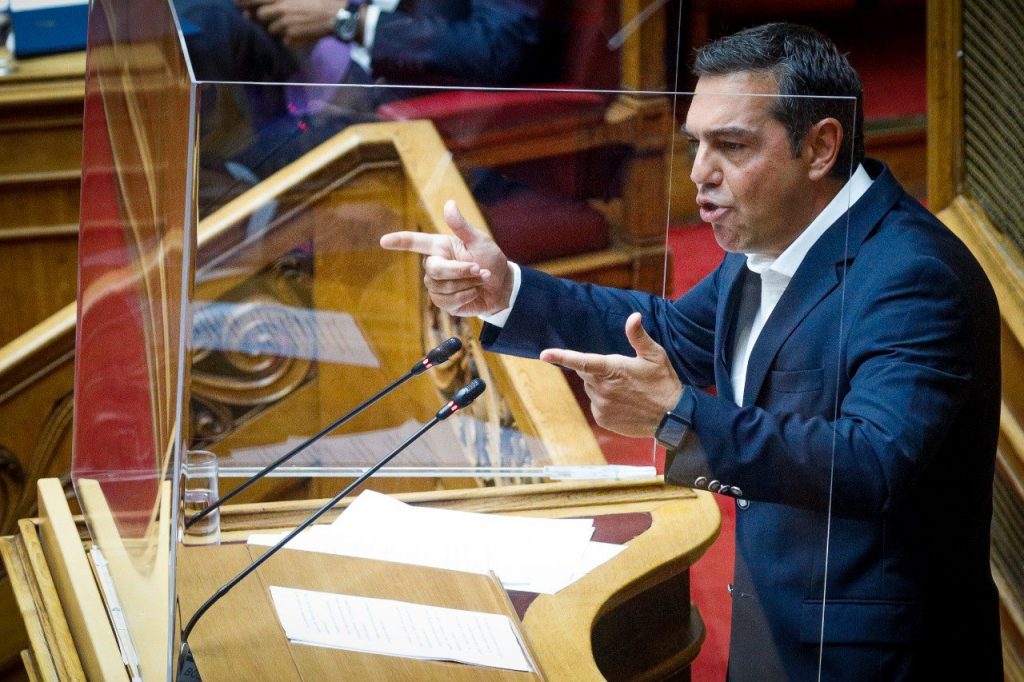 «Βολές» Τσίπρα σε Μητσοτάκη: Εσείς δώσατε εντολή να παρακολουθήσουν τον Ανδρουλάκη