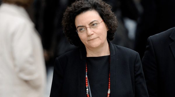 Νάντια Βαλαβάνη στο in: Η ΕΥΠ παρακολουθεί όλα τα πολιτικά πρόσωπα κεντρικού ενδιαφέροντος