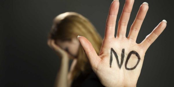 Σέριφο: Εντοπίστηκαν οι δύο άνδρες που κατήγγειλε 23χρονη για βιασμό – Τι είπαν