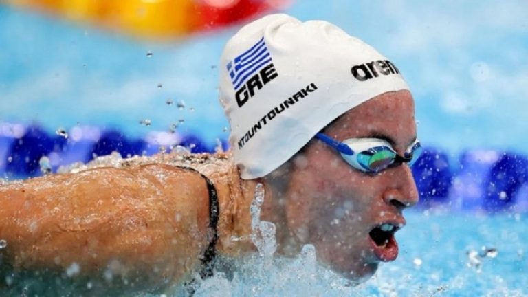 Τέταρτη η Ντουντουνάκη στα 50μ. πεταλούδα (vid)