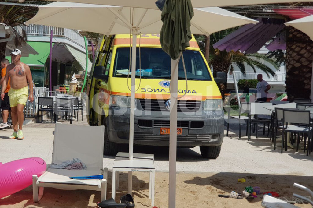 Χαλκιδική: Σοκ με τον θάνατο 15χρονου σε παραλία - Νόμιζαν ότι τους κάνει πλάκα