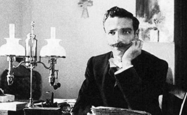 Ο Ποπολάρος και άλλα διηγήματα: Ένα βιβλίο με απολαυστικές ιστορίες από τον Γρηγόριο Ξενόπουλο