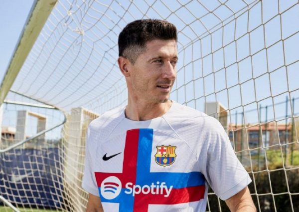 Η εντυπωσιακή τρίτη εμφάνιση της Μπαρτσελόνα (pics, vid)