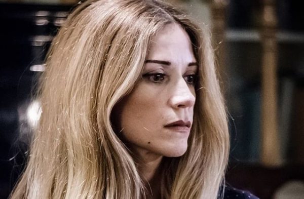 Ιωάννα Παππά: «Τότε, στην εφηβεία, ήρθε το σκοτάδι στη ζωή μου»