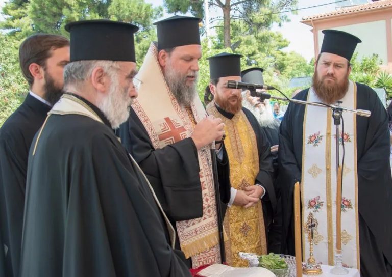 Αγιασμός και θεμέλιος λίθος στο νέο βρεφονηπιακό σταθμό της Μητρόπολης Ν. Ιωνίας στη Ν. Φιλαδέλφεια