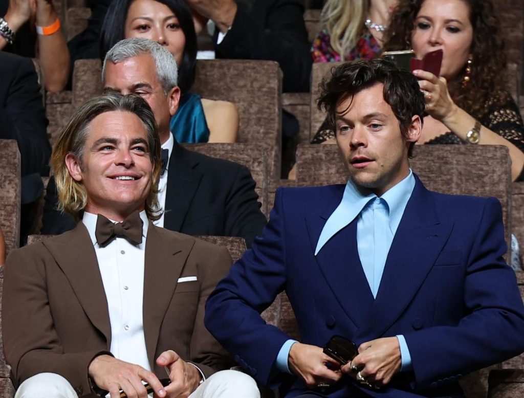 Χάρι Στάιλς: Έφτυσε ή όχι τον Κρις Πάιν στο Φεστιβάλ της Βενετίας;