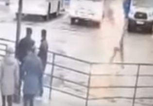 Ρωσία: Στρατεύσιμος αυτοπυρπολήθηκε για να μην πολεμήσει στην Ουκρανία – Βίντεο σοκ